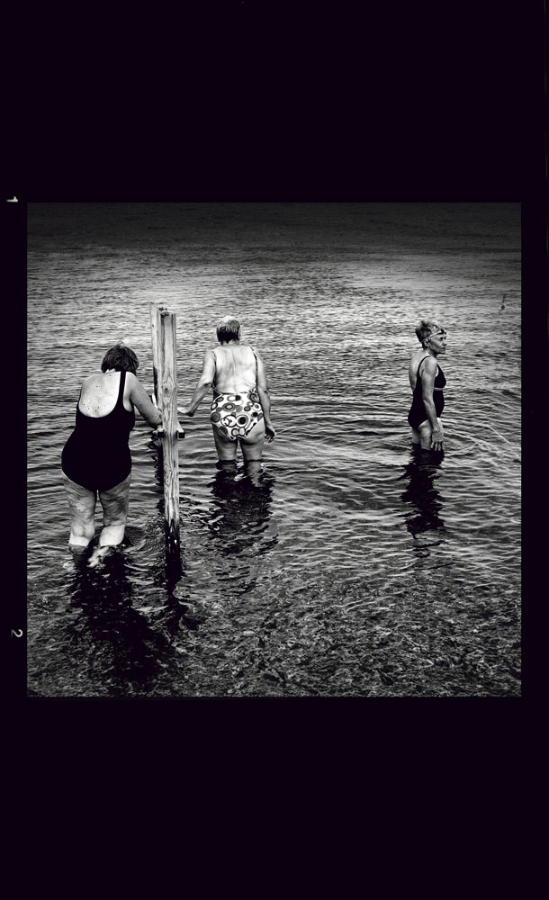 Three bathing women in France
